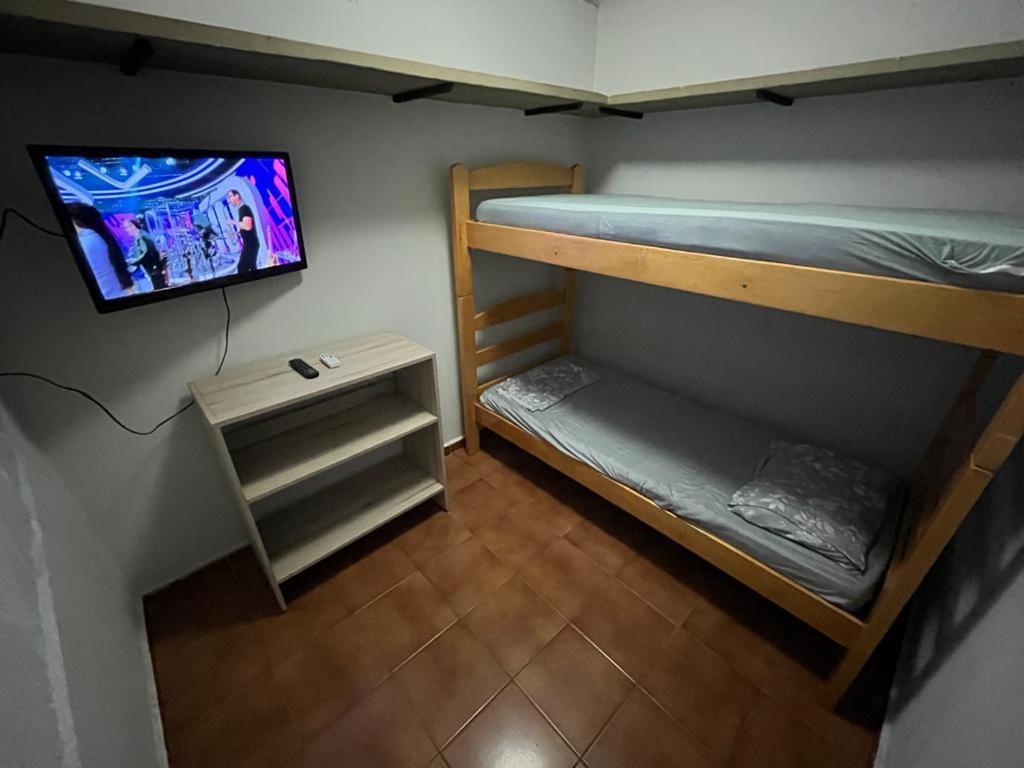 Ritz Hostel Araçatuba Esterno foto